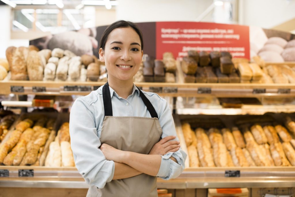 thumbnail-2580807-supermarket-worker-bizwitty